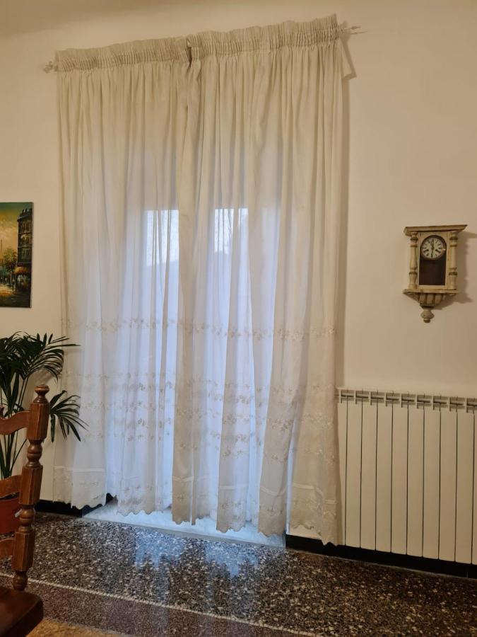 Wow Home 2 - 175 Mq - Posteggio Privato - Davanti Porto Traghetti - Fino A 10 Posti Letto - Balcone Genoa Luaran gambar